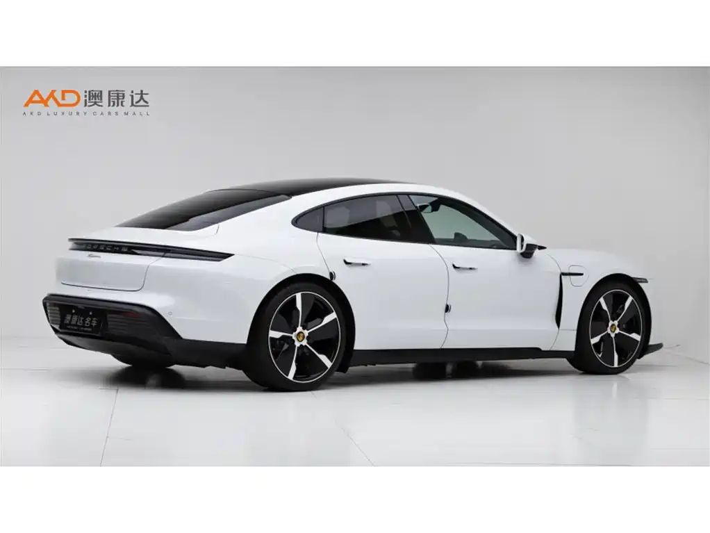 Porsche Taycan 2023