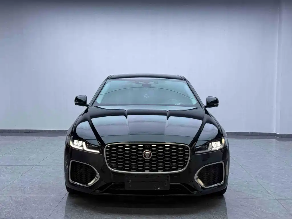 Jaguar XFL 2023 — фото 2