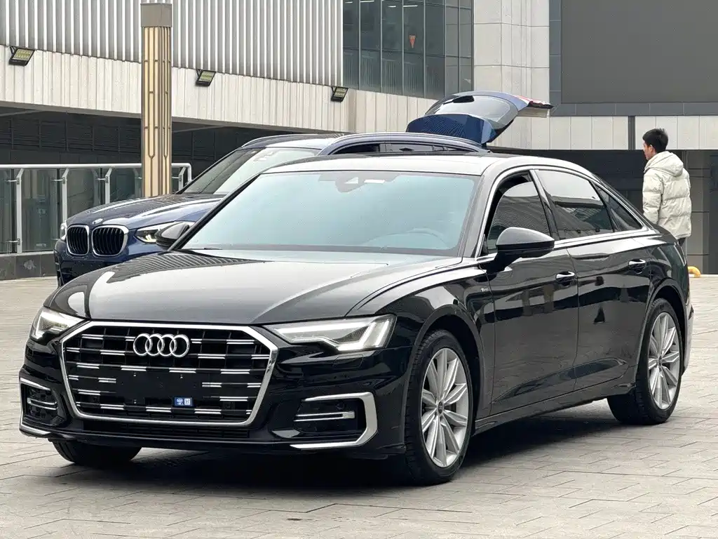 Audi A6L 2024 — фото 1