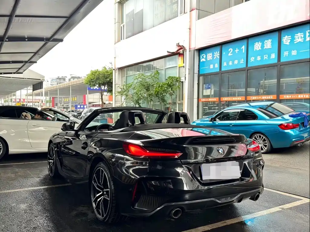 BMW Z4 2021 — фото 9