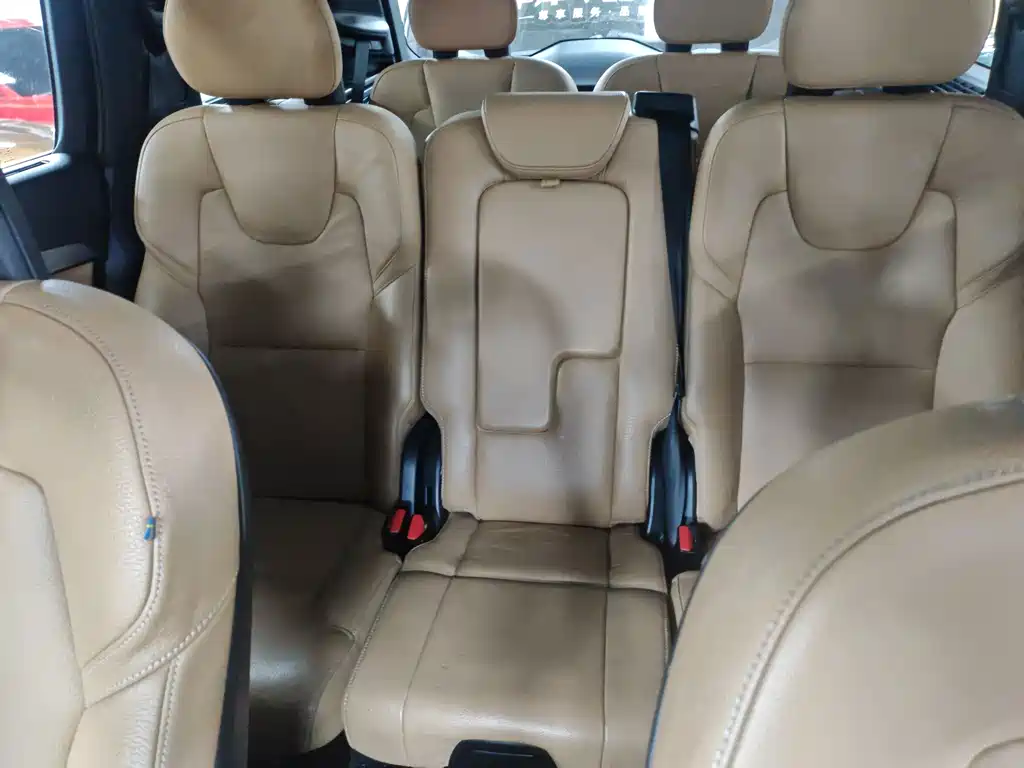 Volvo XC90 2016