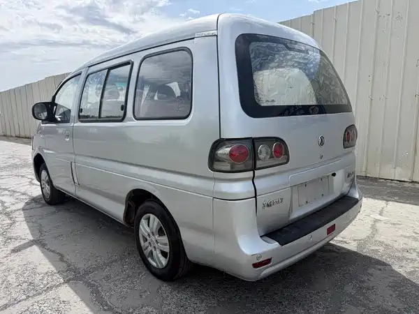 Dongfeng Lingzhi 2017