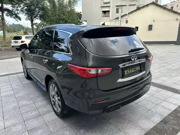 Infiniti JX 2014