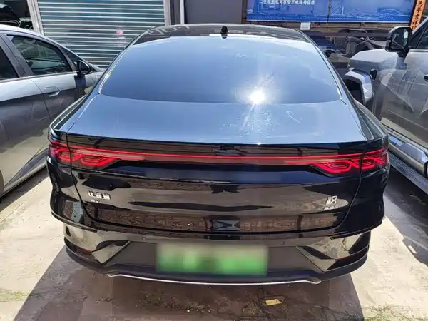 BYD Han 2024