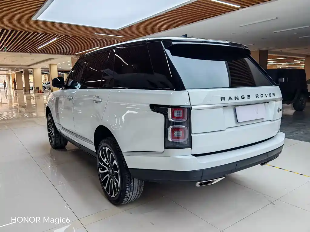 Land Rover Range Rover 2018 — фото 9