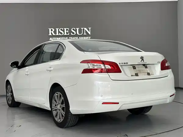 Peugeot 408 2015