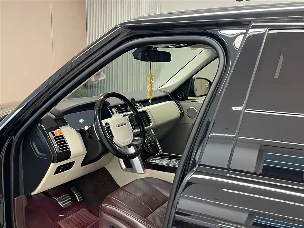Land Rover Range Rover 2015 — фото 26