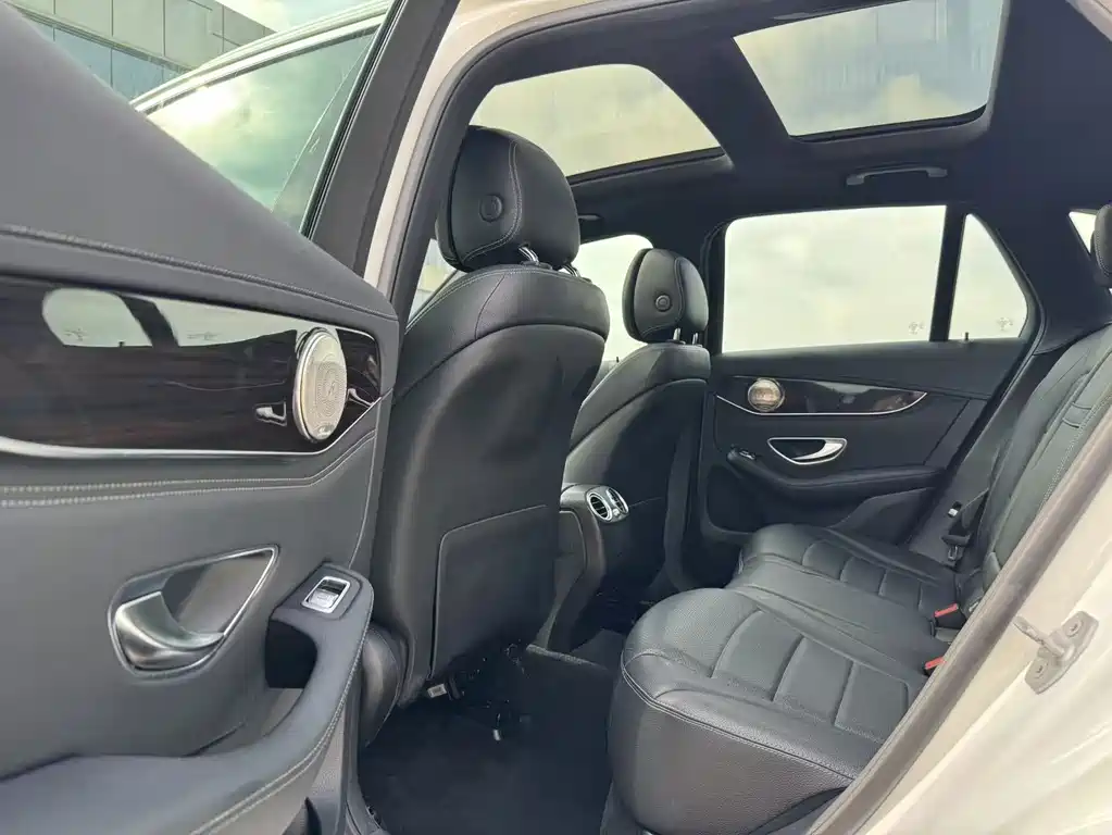 Mercedes-Benz GLC 2016