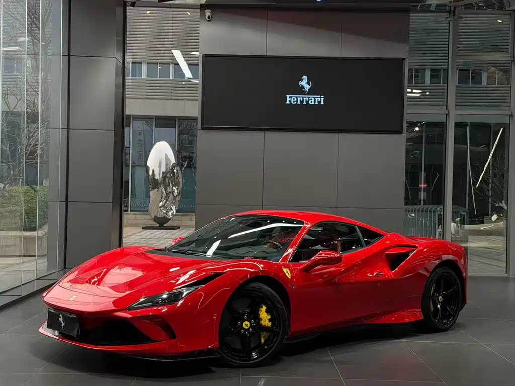 Ferrari F8 2022 — фото 1