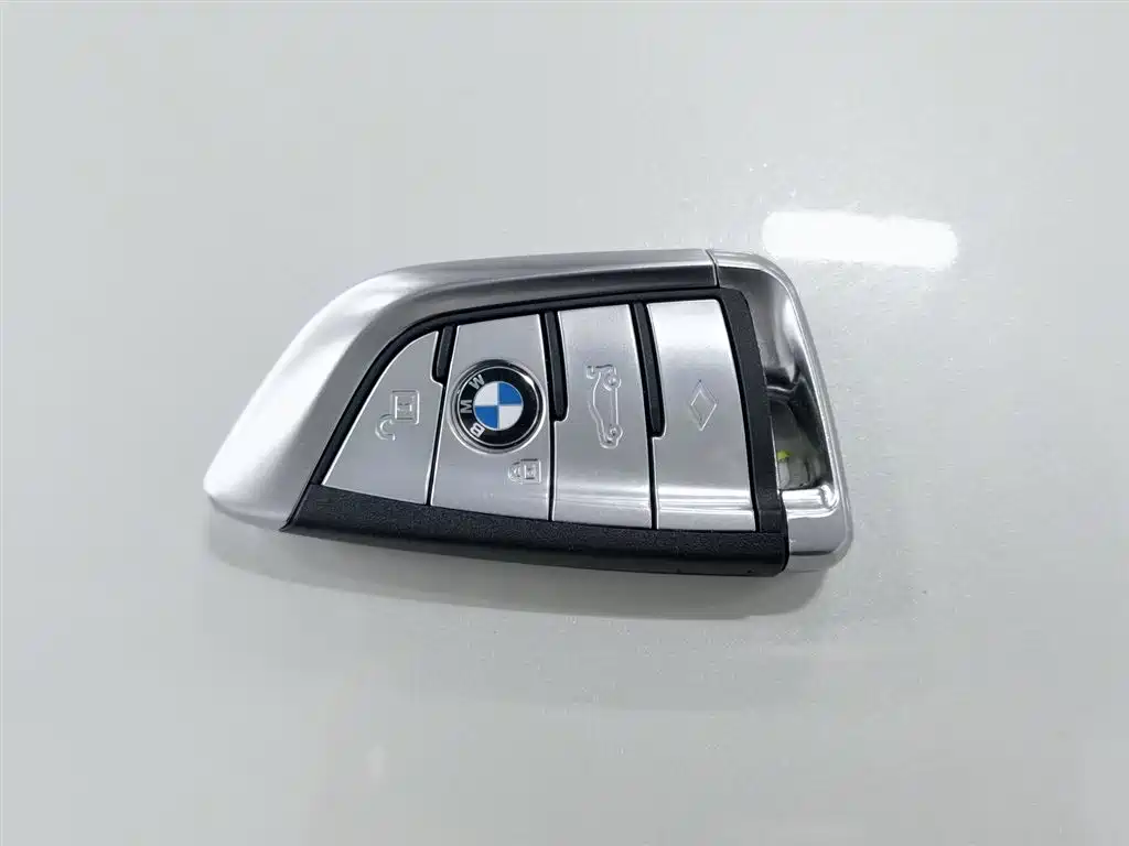 BMW 6 Series GT 2023 — фото 19