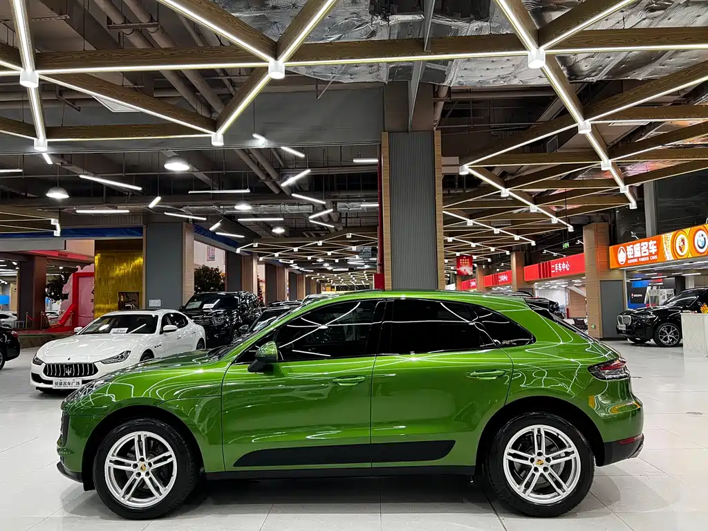 Porsche Macan 2019 — фото 2