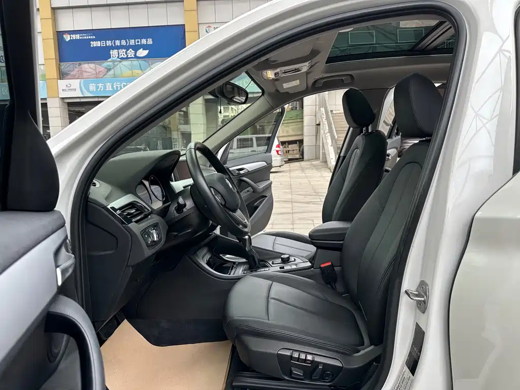 BMW X1 2018 — фото 13