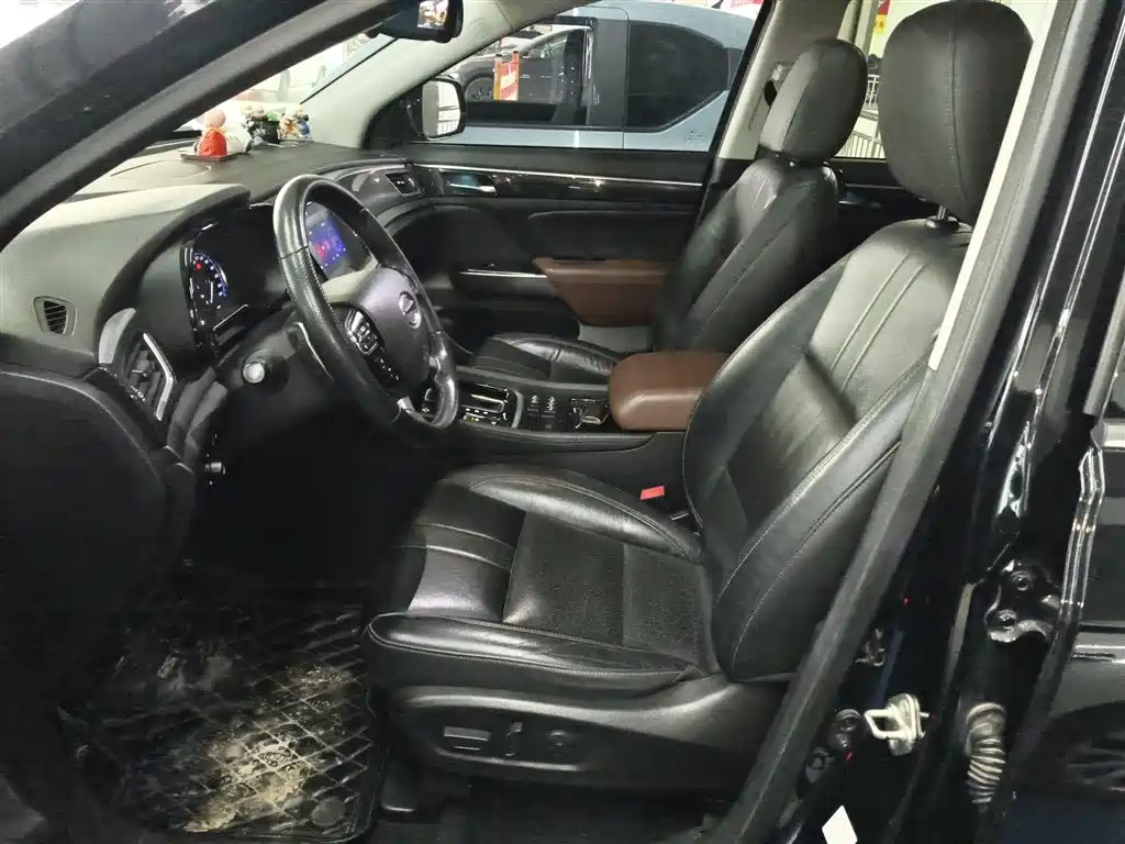 GAC Motor Trumpchi GS7 2020 — фото 15