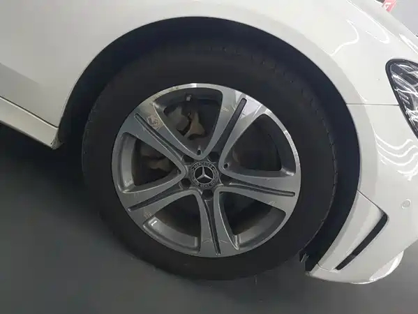 Mercedes-Benz C-Class 2020