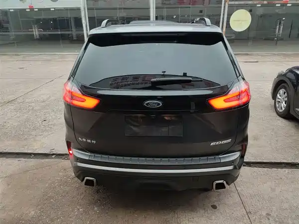 Ford Edge 2020
