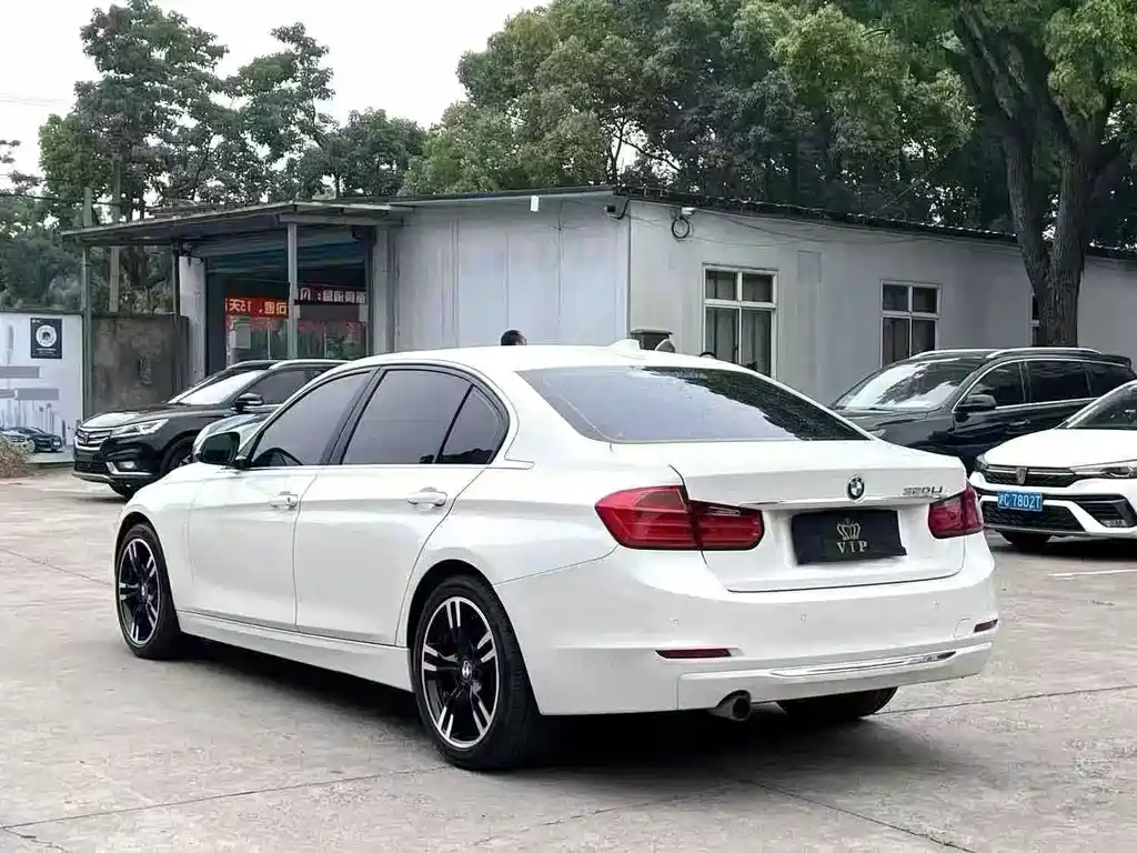 BMW 3 Series 2015