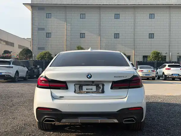 BMW 5 Series 2022