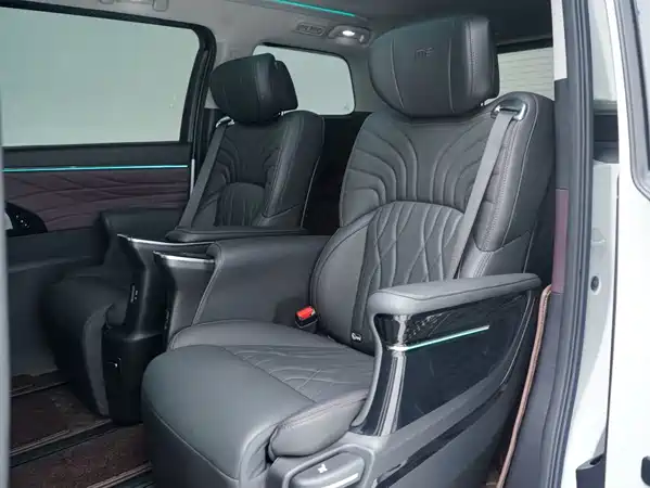 GAC Trumpchi M8 2024