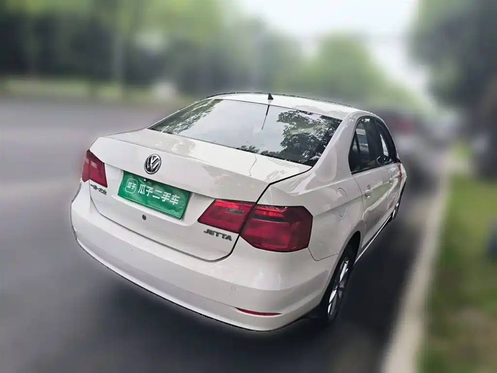 Volkswagen Jetta 2015