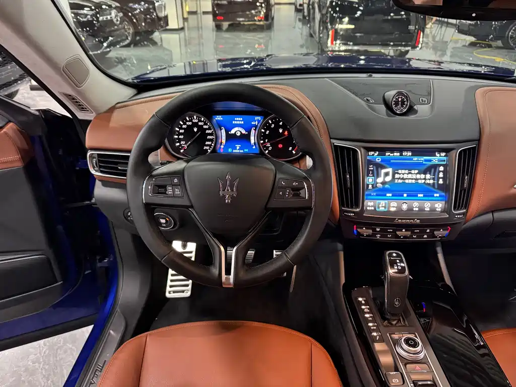 Maserati Levante 2019 — фото 8