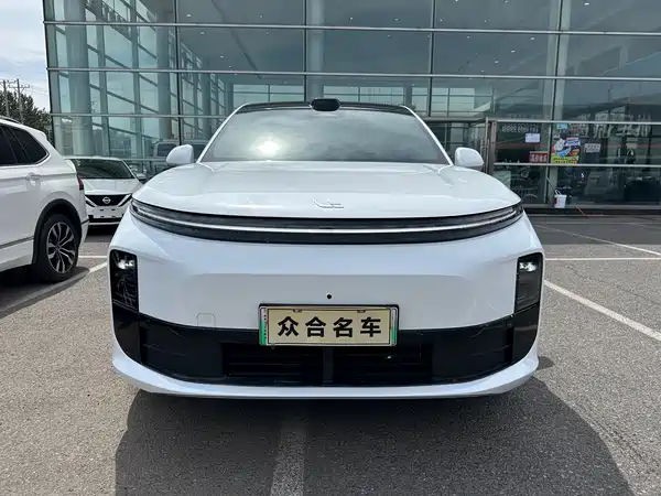 Li Auto L6 2024