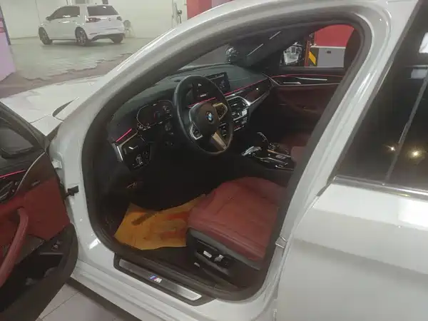 BMW 5 Series 2020