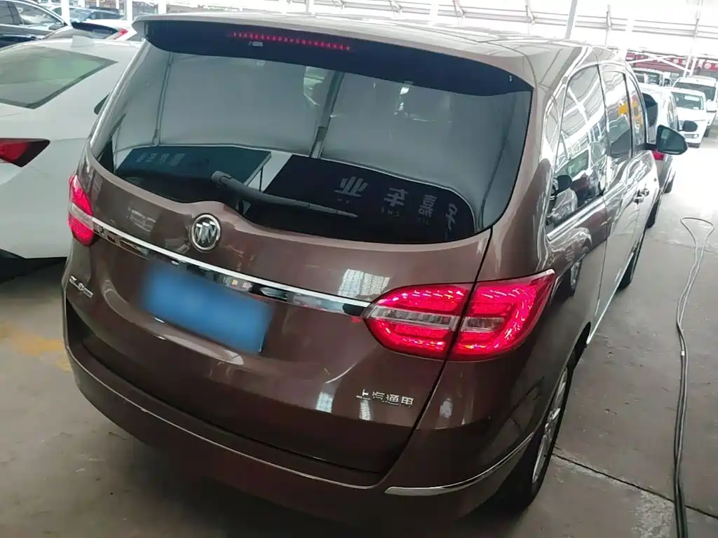 Buick GL8 2019