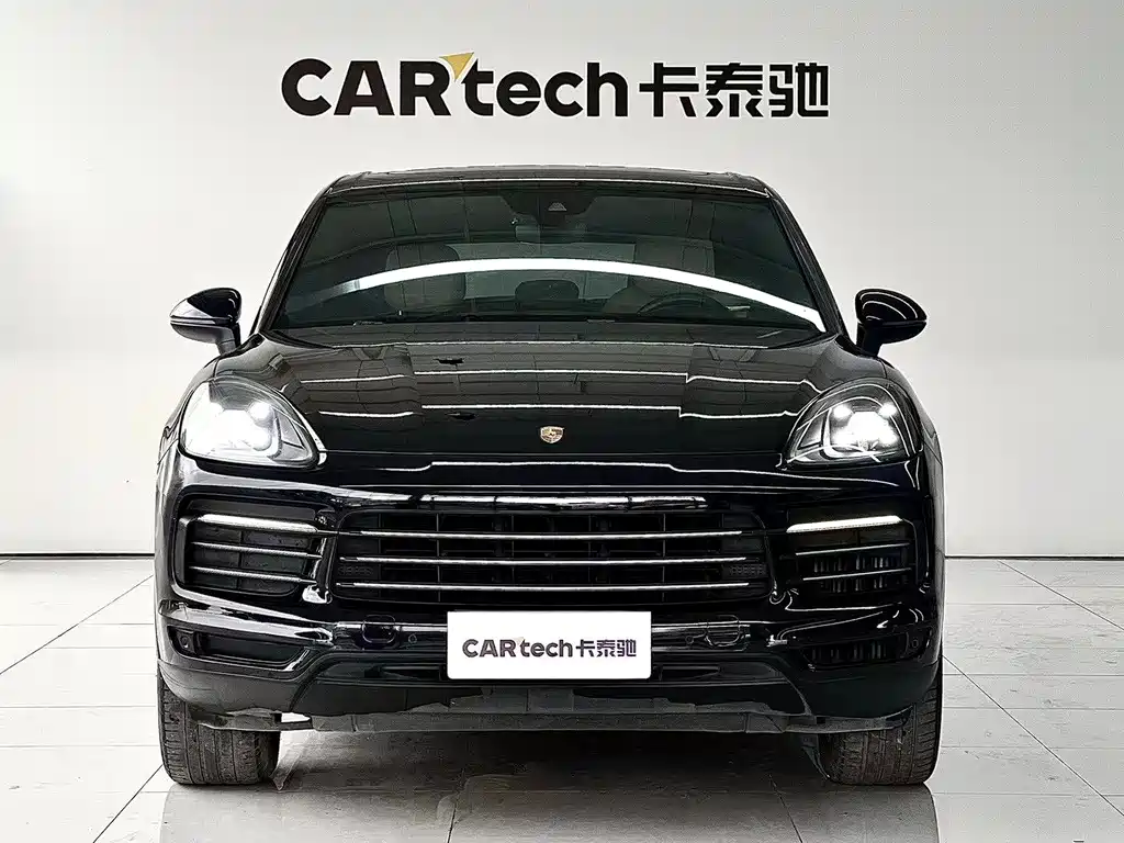 Porsche Cayenne Hybrid 2020 — фото 2