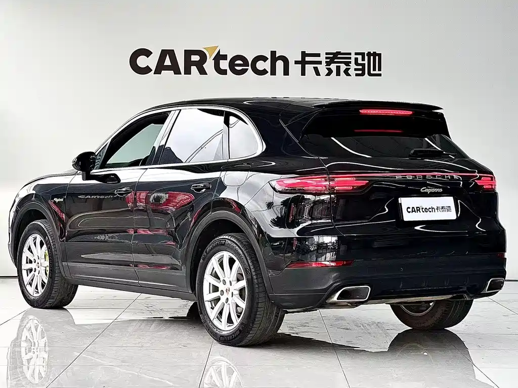 Porsche Cayenne Hybrid 2020 — фото 8