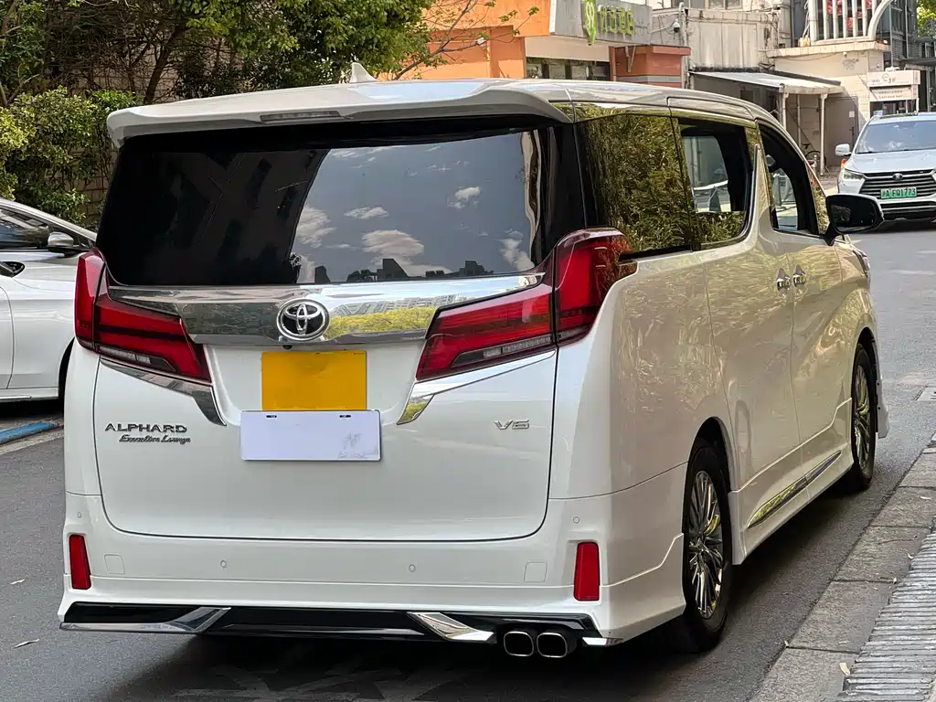 Toyota Alphard 2025 — фото 6