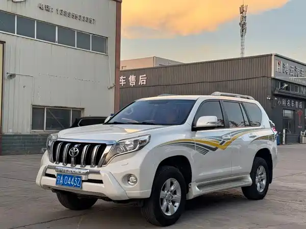Toyota Prado 2015
