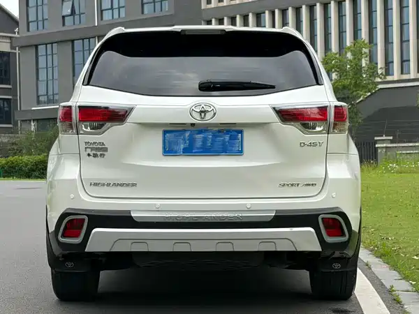Toyota Highlander 2015
