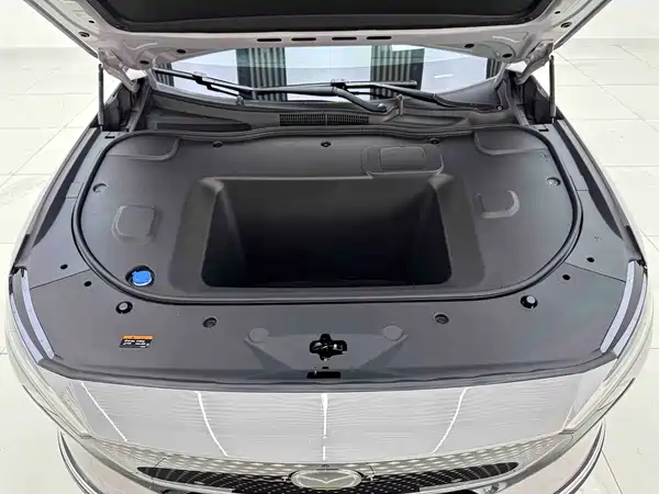 Mazda EZ-6 2024