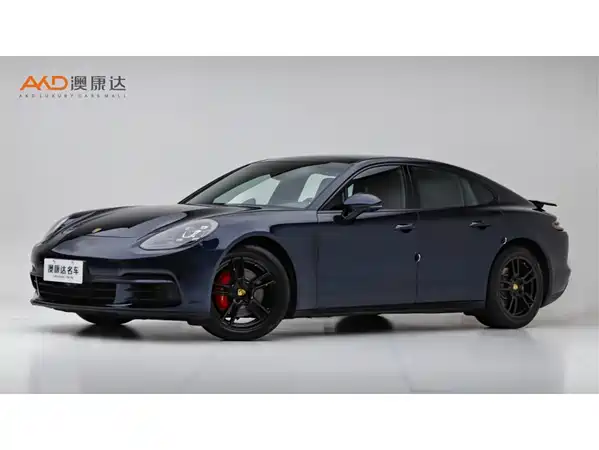 Porsche Panamera 2021