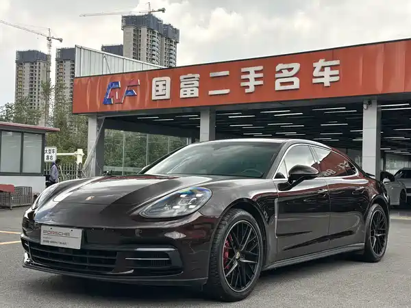 Porsche Panamera 2019