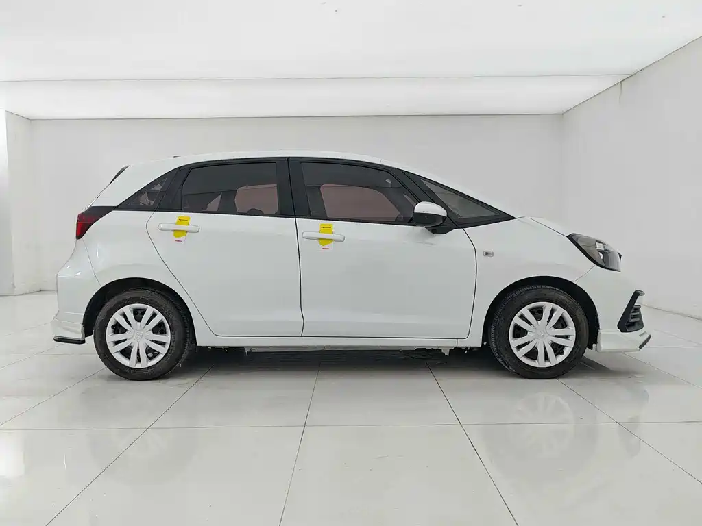 Honda Fit 2023 — фото 8