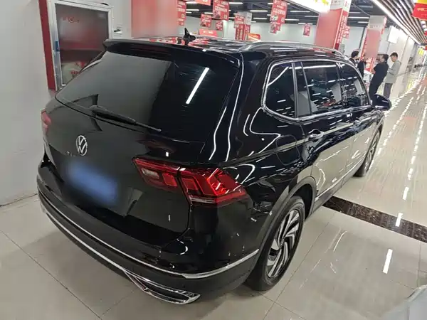 Volkswagen Tiguan L 2024