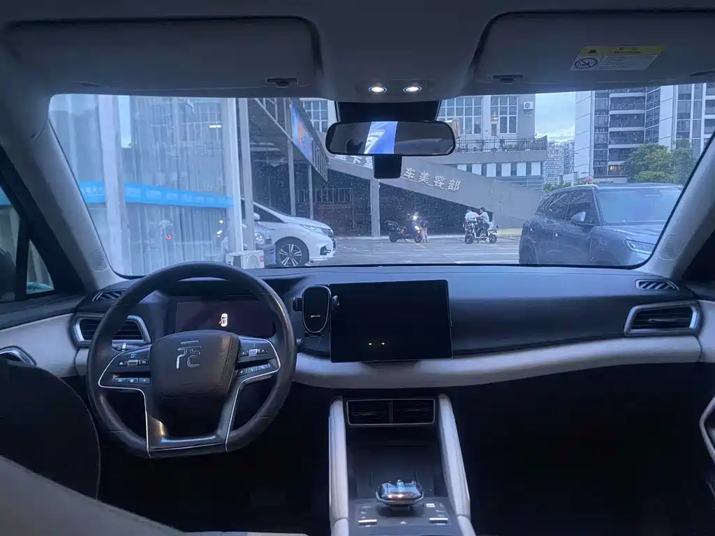 BYD Yuan UP 2024