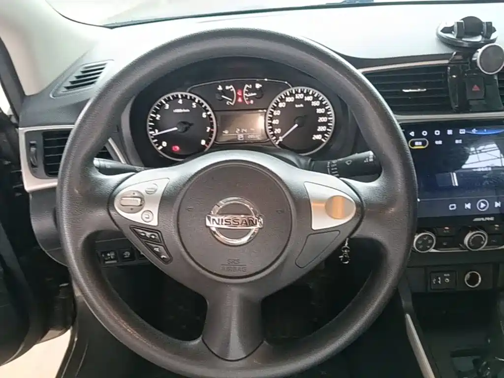 Nissan Sylphy 2023 — фото 11