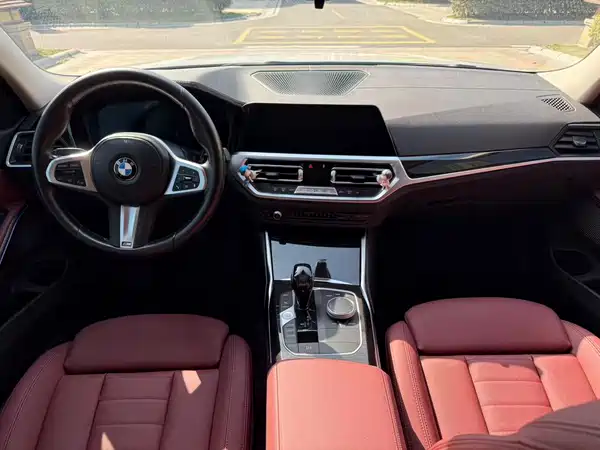 BMW 3 Series 2021