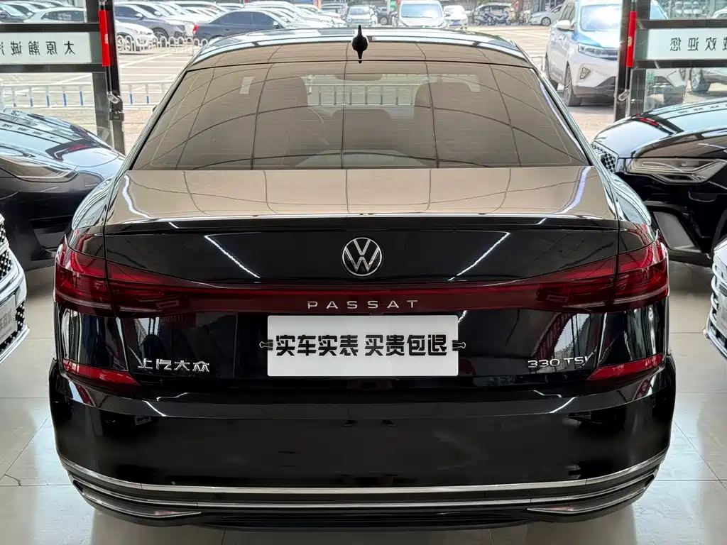 Volkswagen Passat 2022 — фото 14