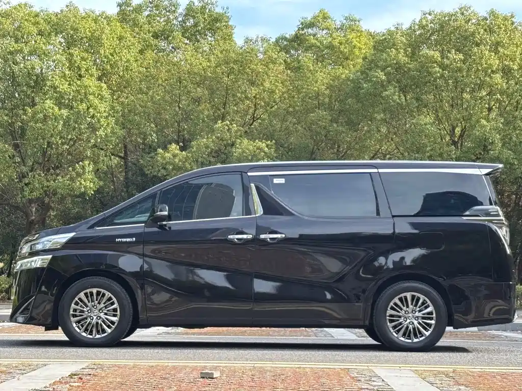 Toyota Vellfire 2019 — фото 6
