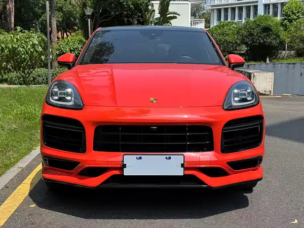 Porsche Cayenne 2021