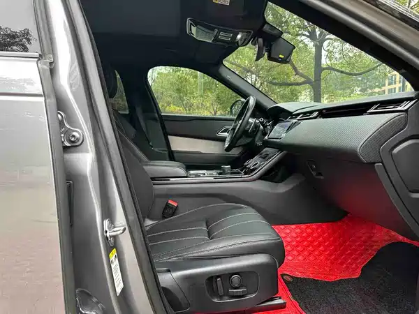 Land Rover Range Rover Velar 2020