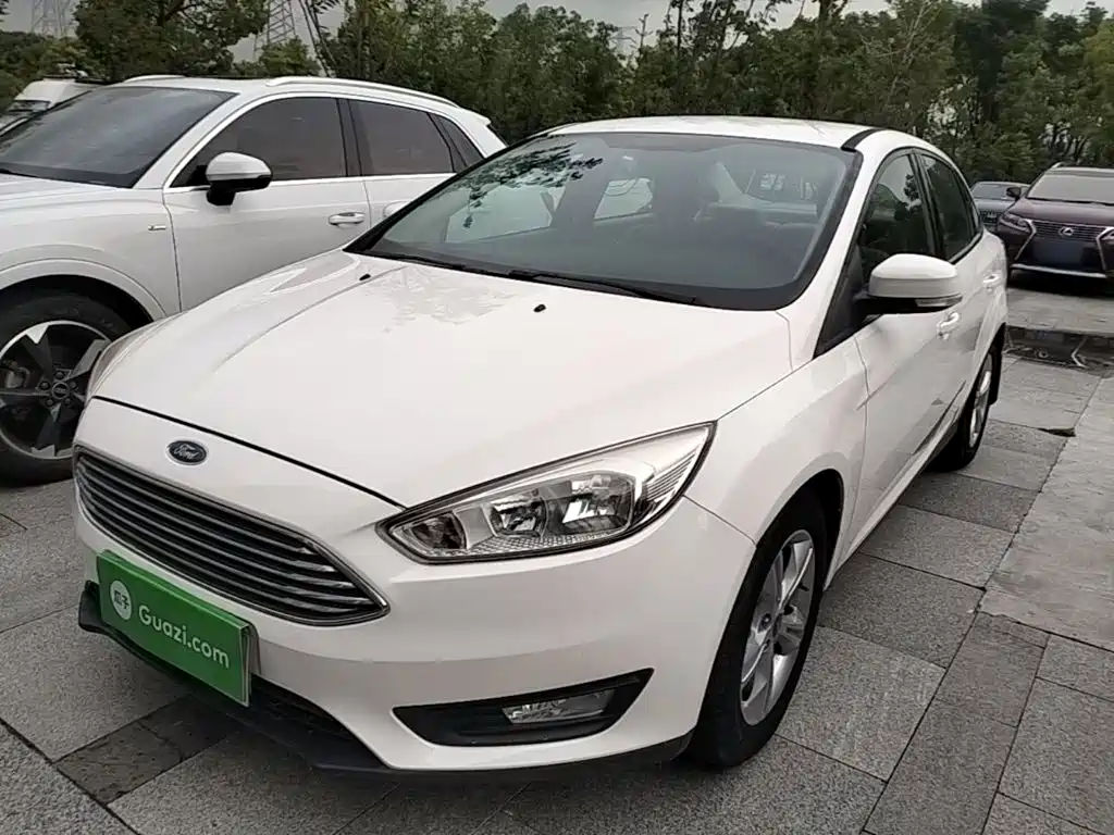 Ford Focus 2016 — фото 1
