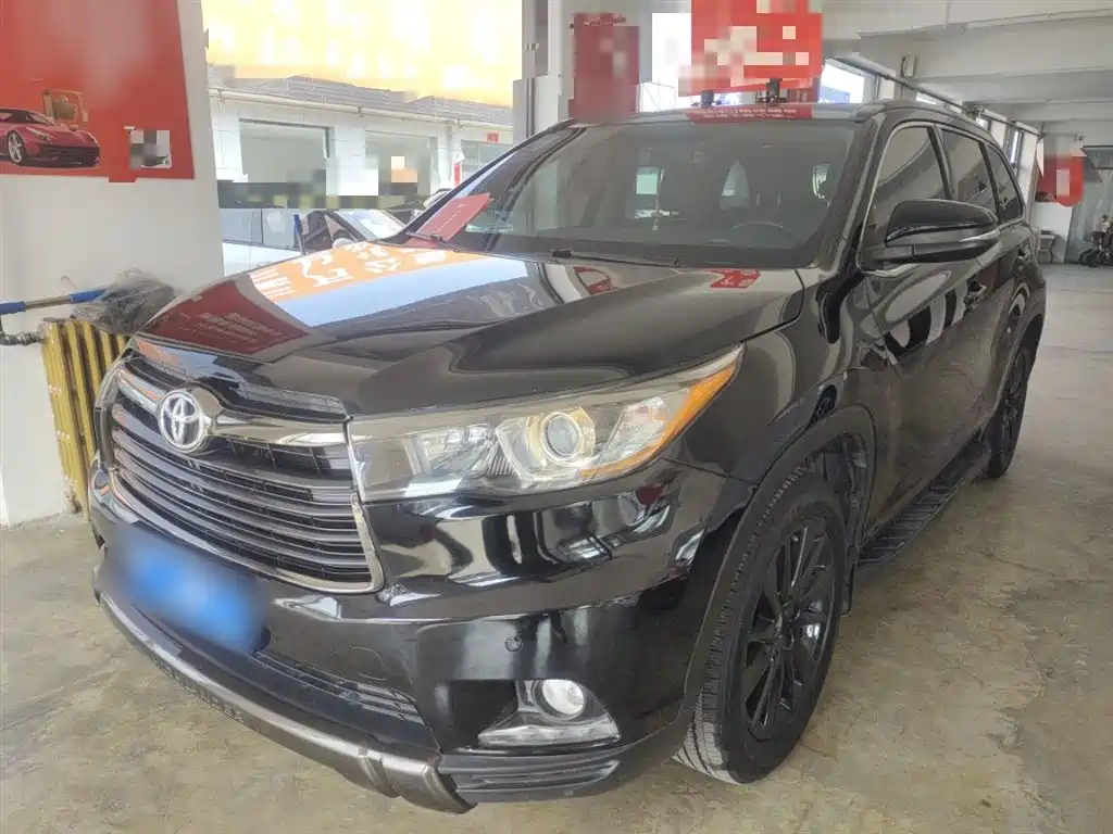 Toyota Highlander 2017 — фото 1