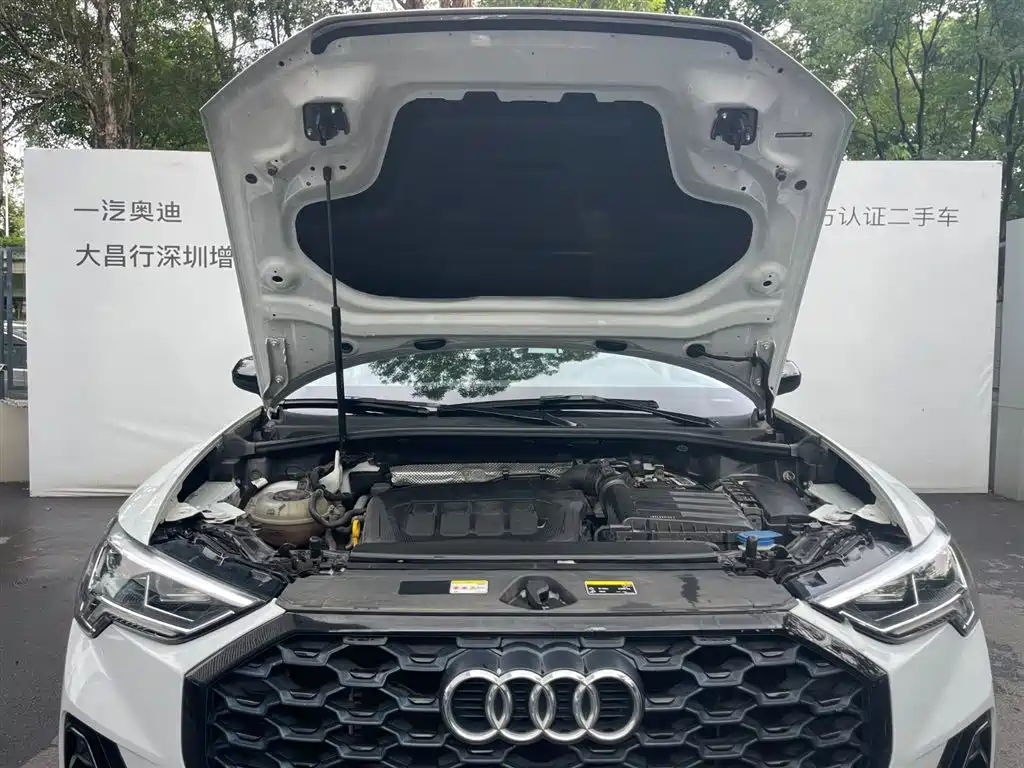Audi Q3 Sportback 2023 — фото 8
