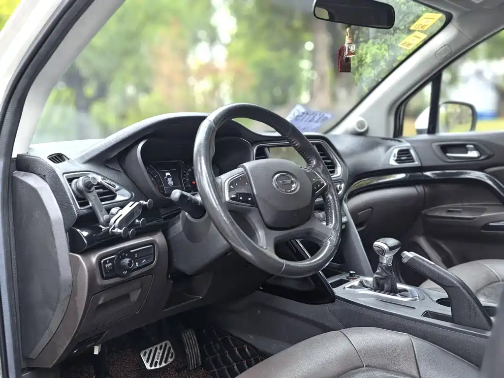 GAC Motor Trumpchi GS4 2015 — фото 13
