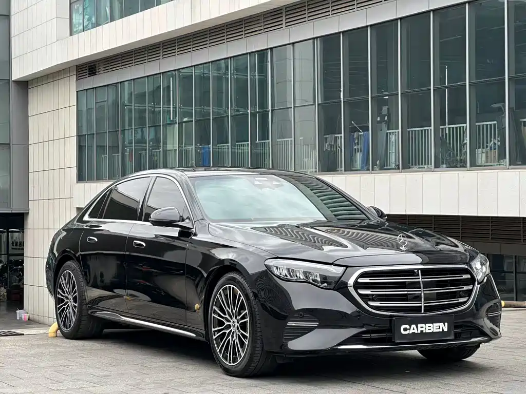 Mercedes-Benz E-Class 2024