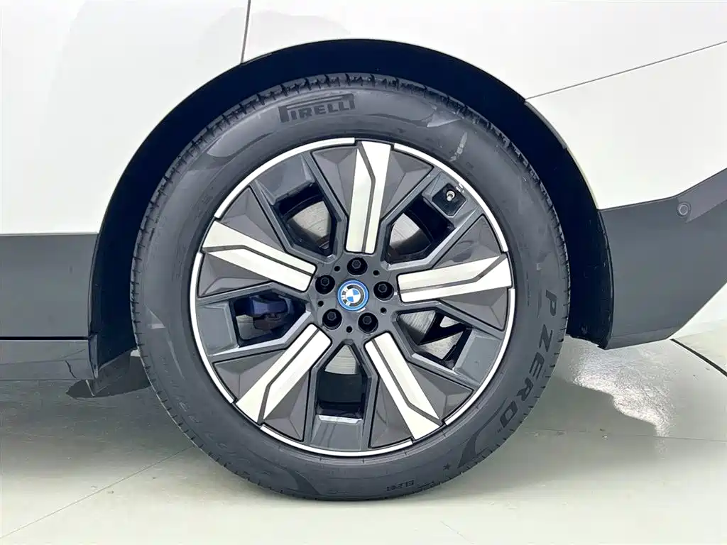 BMW iX 2023 — фото 7